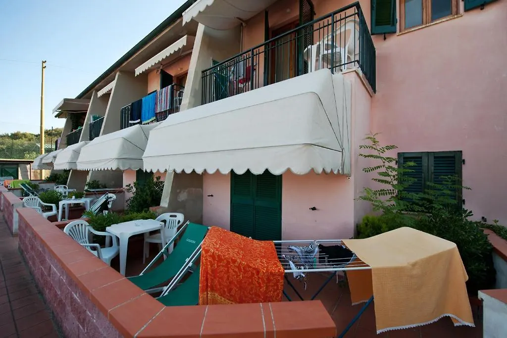 Hotel Casa Rosa 포르토페라이오 3*,
